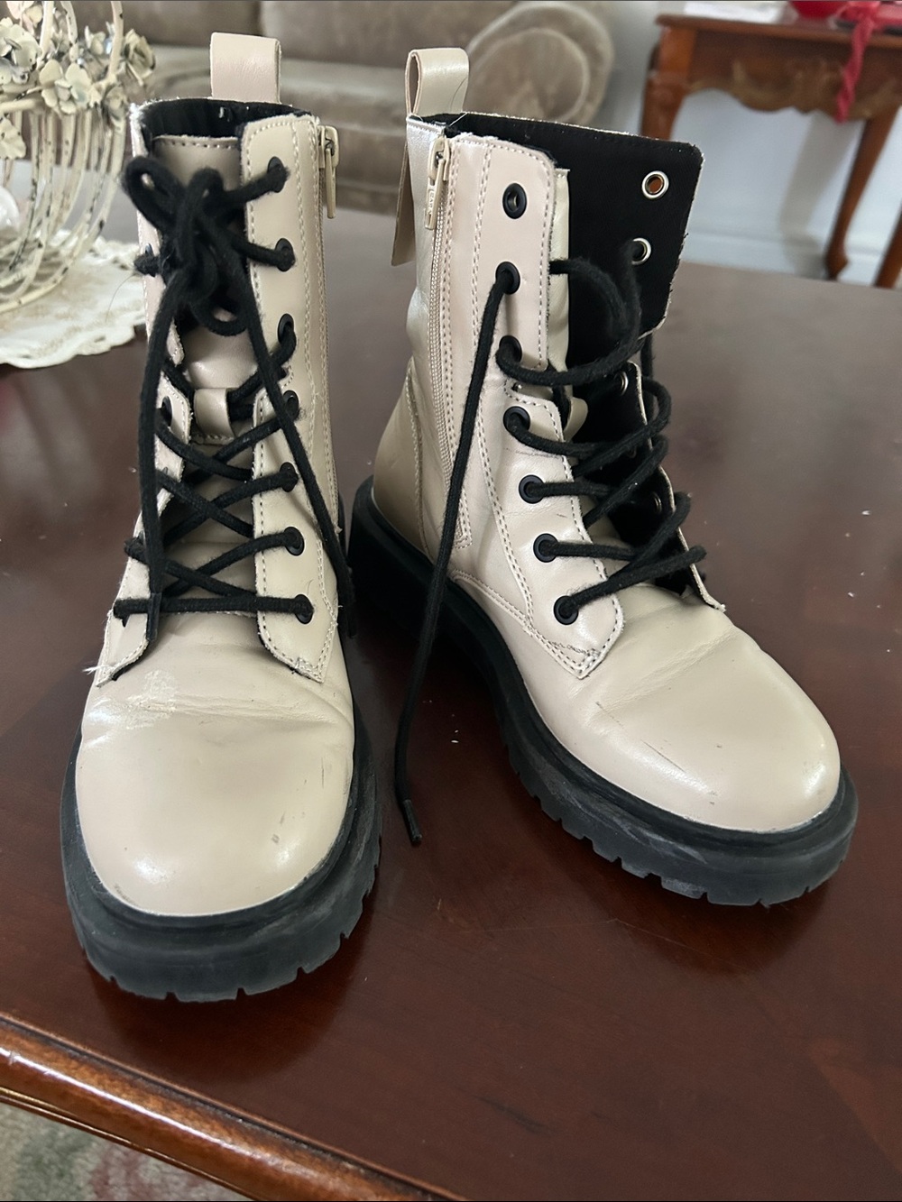 Women’s Zara Combat Boots in Cream with Black Laces Size 32